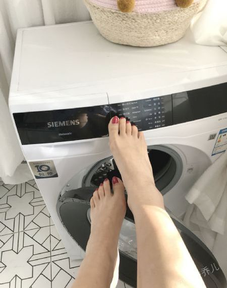 美女靠逼的视频_4K高清完整版