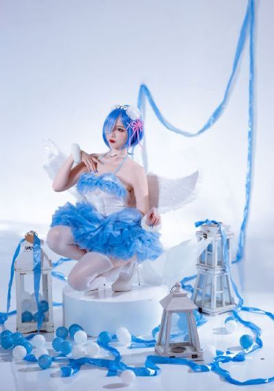少妇特黄一区二区三区_BD手机在线观看