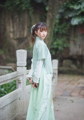 无码国产精品一区二区高潮视频_青苹果乐园免费高清观看