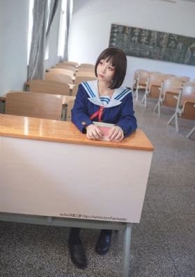 女警被两个黑人前后挺进_4K免费全集观看